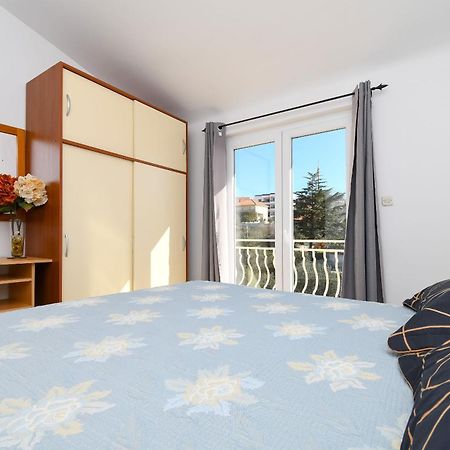 Apartments Biserka - 50 M From Beach Трогир Екстериор снимка